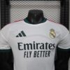 camiseta-real-madrid-primera-equipacion-version-jugador-2026-2027-pecho