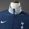 cortaviento-tottenham-hotspur-2025-2026-cuello