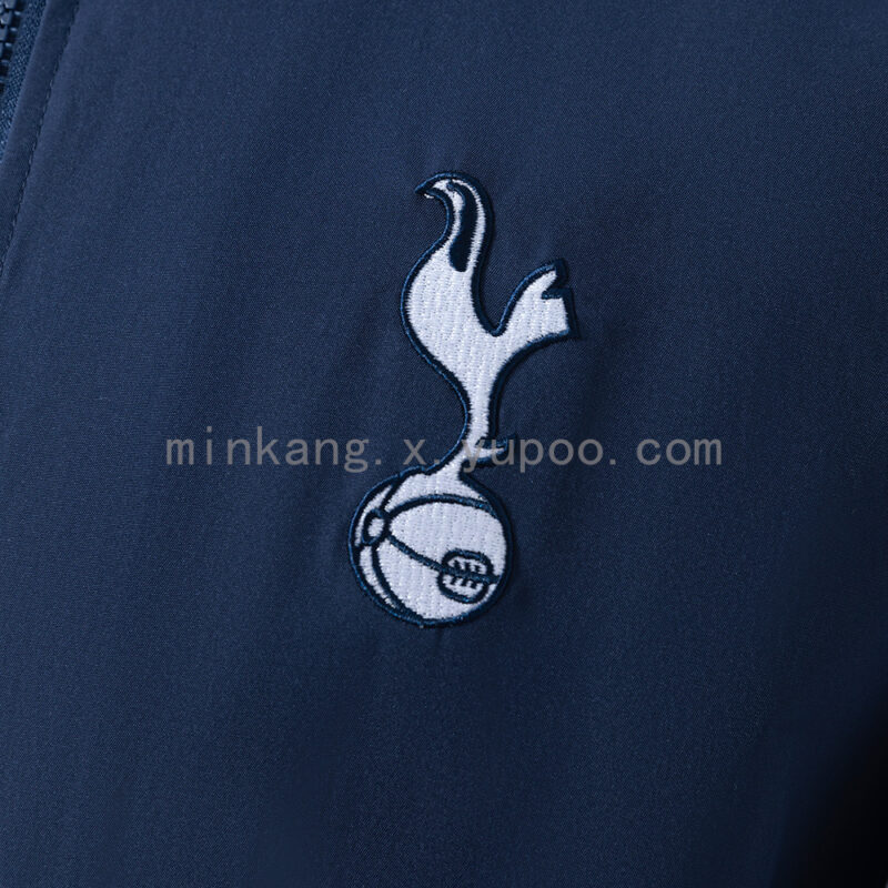 cortaviento-tottenham-hotspur-2025-2026-escudo
