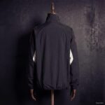 Cortaviento Liverpool Negro 2025-2026 dorsal