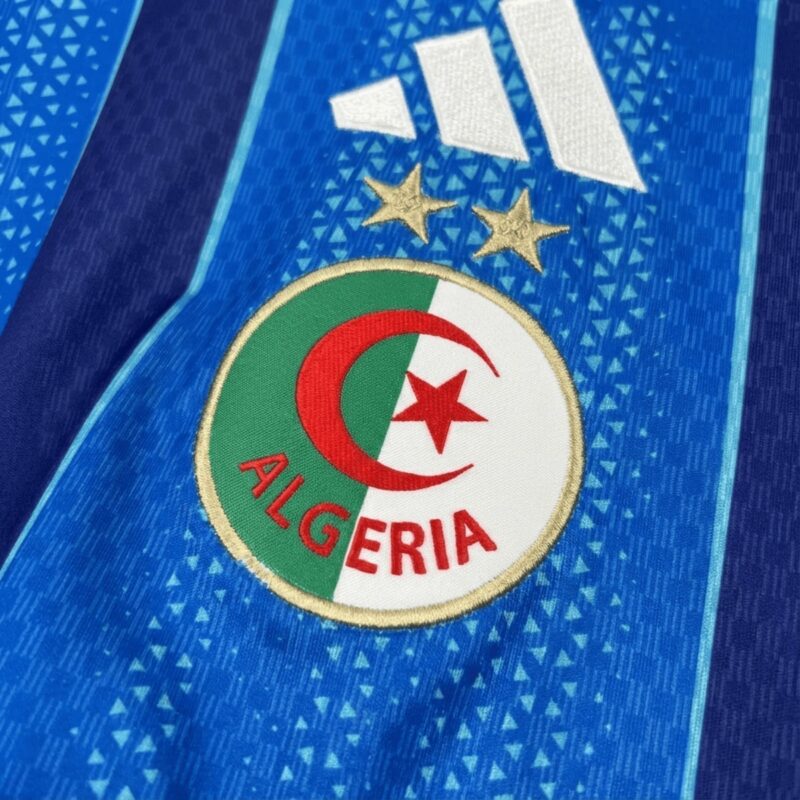 camiseta-algeria-world-cup-pre-match-azul-2026-escudo