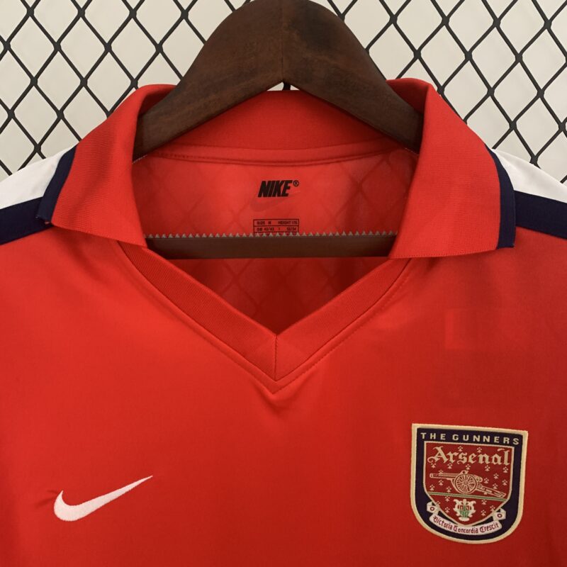 camiseta-arsenal-retro-2001-2002-cuello