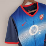 camiseta-arsenal-segunda-equipacion-retro-2002-2004-puño