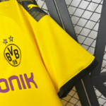 camiseta-borussia-dortmund-primera-equipacion-retro-1999-2000-puño