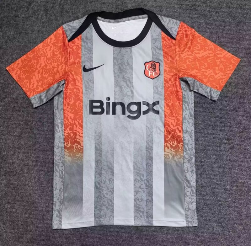 camiseta-chelsea-calentamiento-2025-2026 camiseta-chelsea-calentamiento-2025-2026