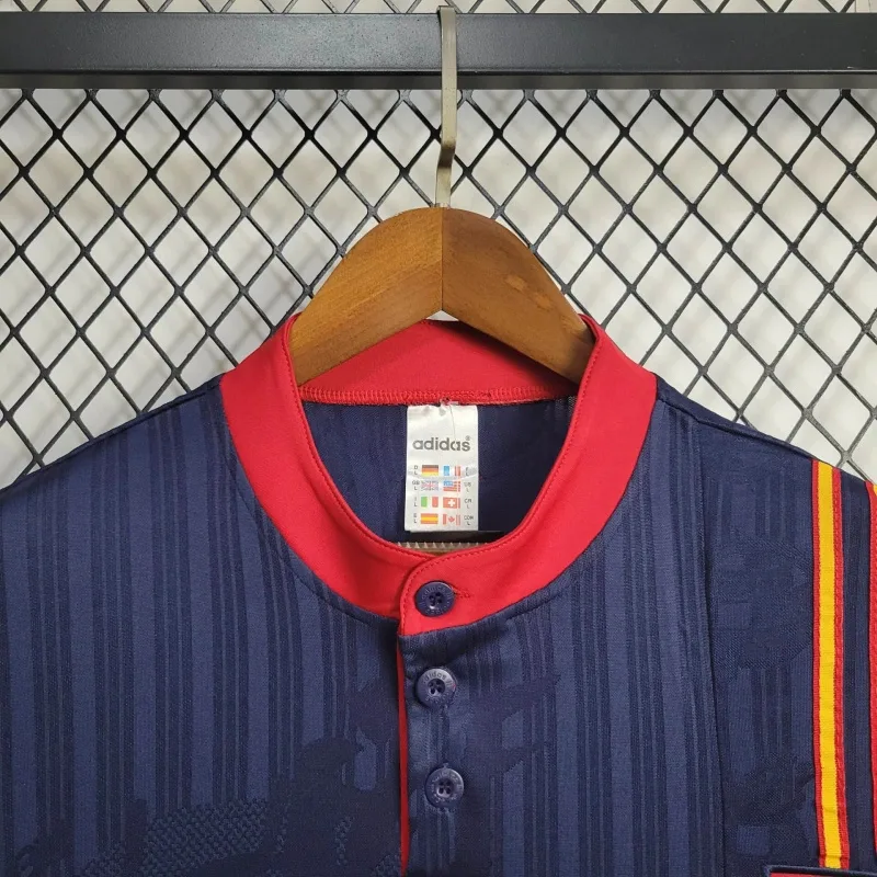 camiseta-españa-segunda-equipacion-1996-retro-cuello