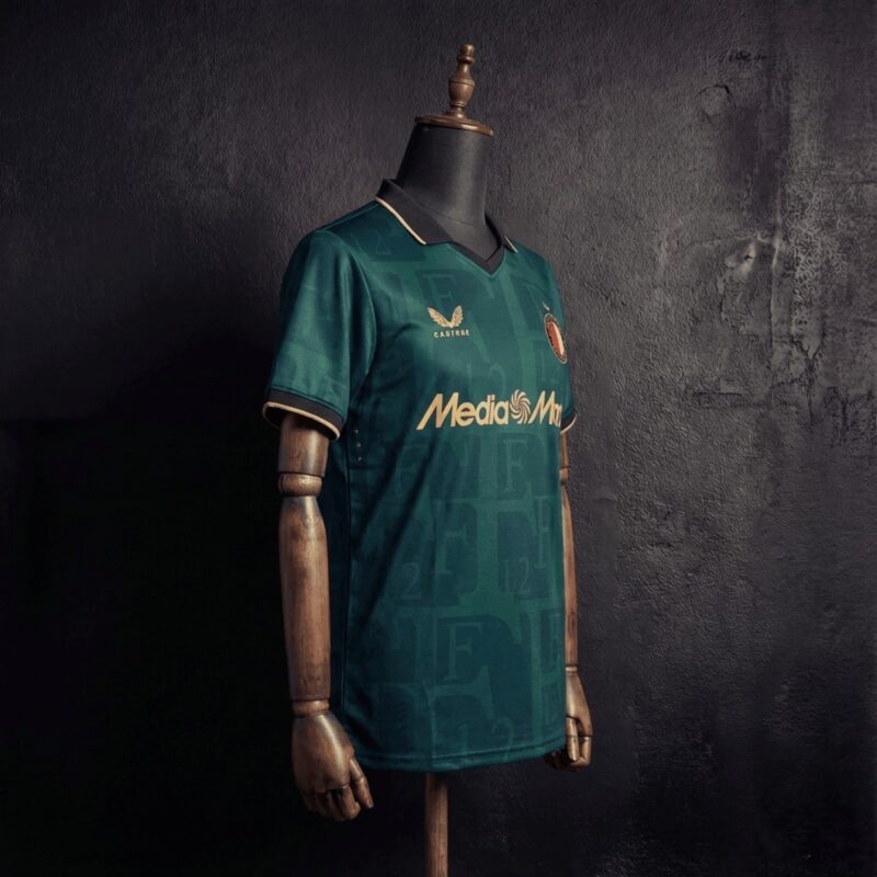 camiseta-feyenoord-cuarta-equipacion-2025-2026-lateral