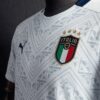 camiseta-italia-segunda-equipacion-retro-2020-pecho