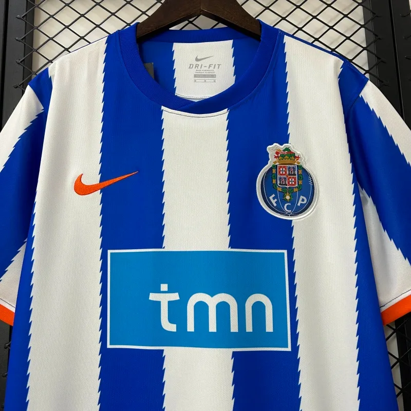 camiseta-porto-primera-equipacion-retro-2010-2011-pecho