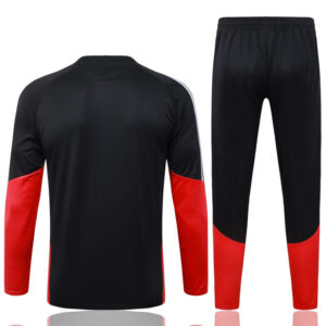 chandal-alemania-negro-rojo-cremallera-baja-2026-2027-parte-trasera