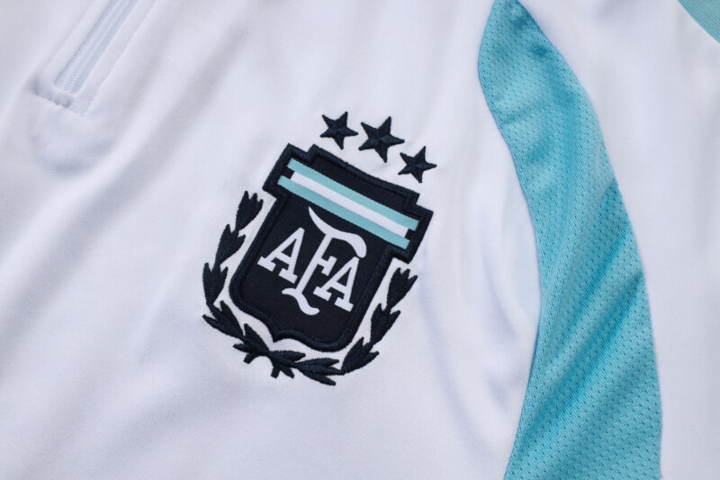 chandal-argentina-creamallera-baja-blanco-2026-2027-escudo