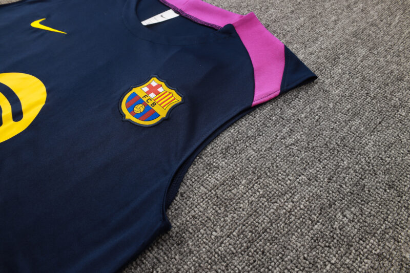 conjunto-de-entrenamiento-fc-barcelona-sin-mangas-2025-2026-lateral