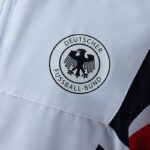 cortaviento-alemania-blanca-estilo-vintage-retro-19996-escudo