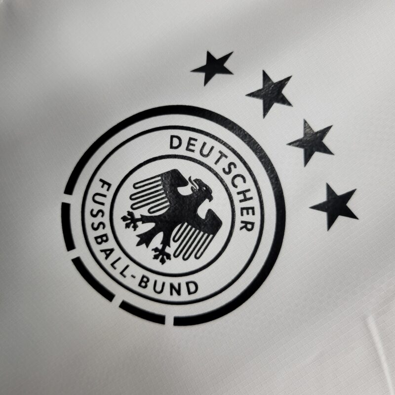 cortaviento-con-capucha-alemania-2025-2026-escudo