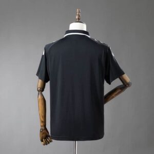 camiseta-alemania-polo-negro-2025-2026-parte-trasera