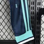 camiseta-alemania-segunda-equipacion-manga-larga-mundial-2026-puño