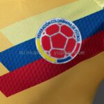 camiseta-colombia-edicion-especial-version-jugador-2026-escudo
