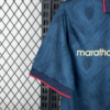 camiseta-ecuador-segunda-equipacion-mundial-2026-puño