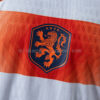 camiseta-holanda-segunda-equipacion-version-jugador-mundial-2026-escudo