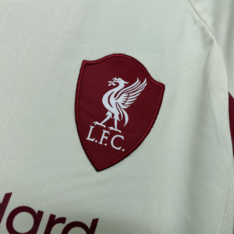 camiseta-liverpool-segunda-equipacion-manga-larga-2025-2026-escudo