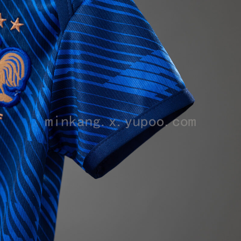 body-de-bebe-francia-primera-equipacion-2026-2027-puño