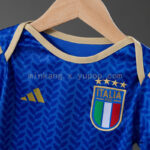 body-de-bebe-italia-primera-equipacion-2026-2027-pecho