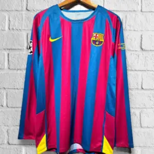 camiseta-barcelona-retro-primera-equipacion-ronaldinho-manga-larga-2006