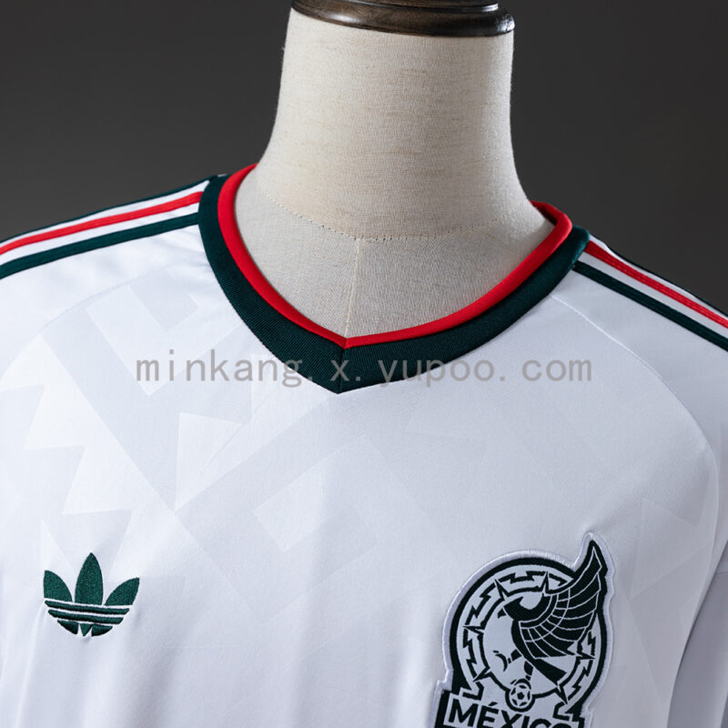 camiseta-mexico-segunda-equipacion-manga-larga-2026-cuello