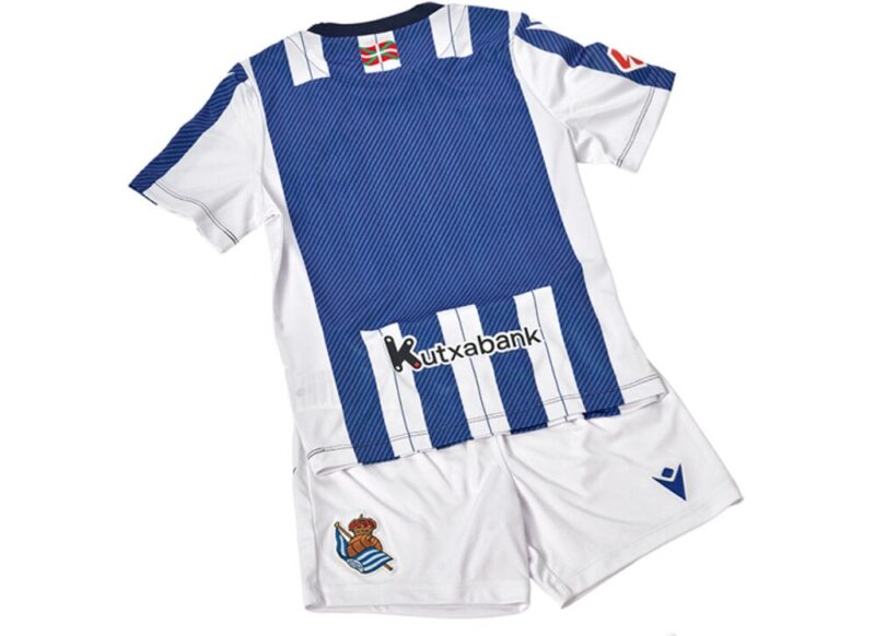 conjunto-niño-real-sociedad-primera-equipacion-2025-2026-parte-trasera