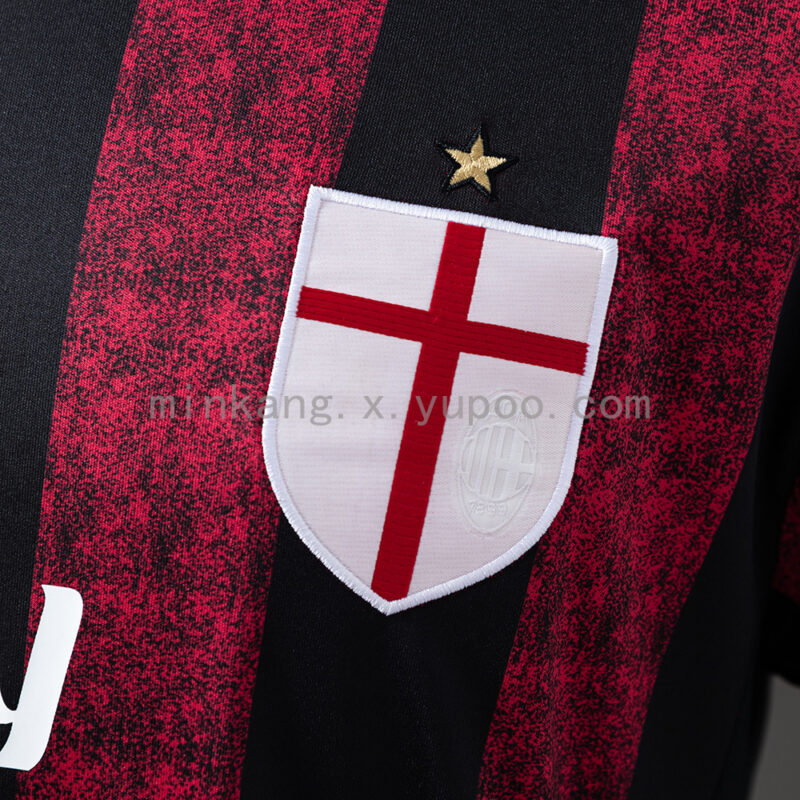 camiseta-ac-milan-primera-equipacion-retro-2015-2016-escudo