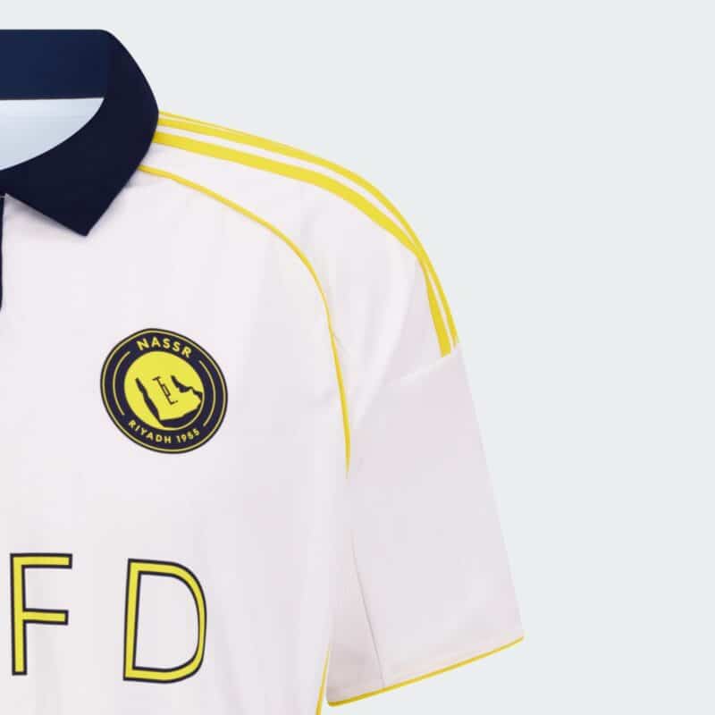 camiseta-al-nassr-tercera-equipacion-2025-2026-puño