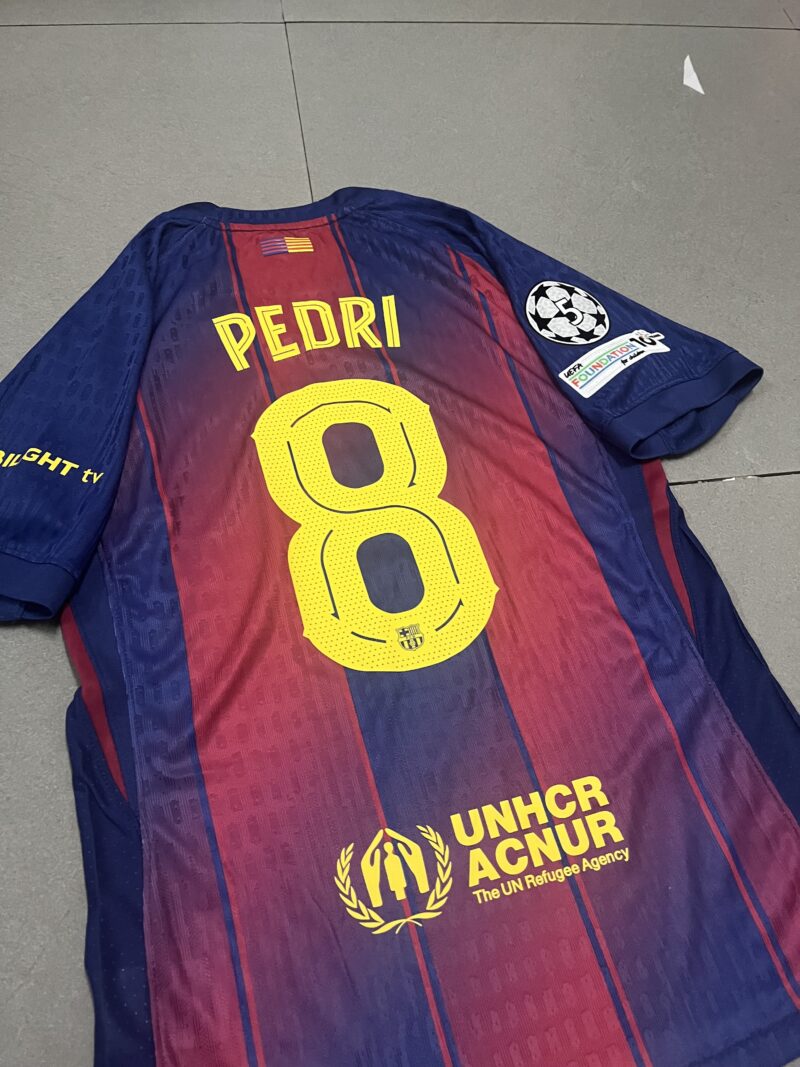 camiseta-barcelona-primera-equipacion-edicion-especial-pedri-2025-2026-3