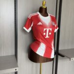camiseta-bayern-munich-primera-equipacion-mujer-2025-2026-lateral