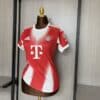 camiseta-bayern-munich-primera-equipacion-mujer-2025-2026-parte-inferior-2