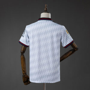 camiseta-bayern-munich-segunda-equipacion-2026-2027-parte-trasera