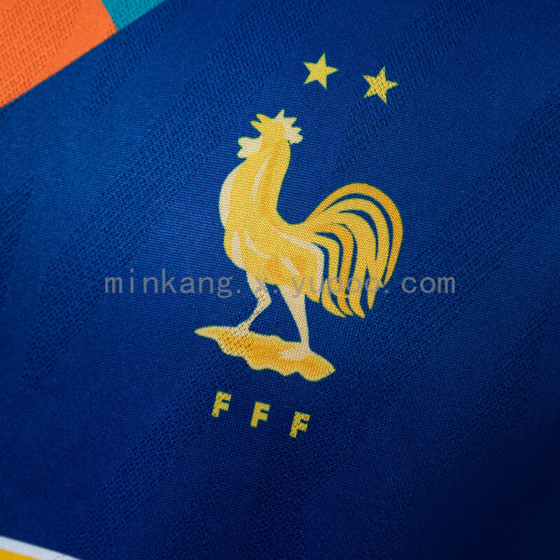 camiseta-edicion-especial-mundial-2026-version-jugador-escudo-2