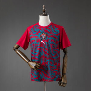 camiseta-portugal-calentamiento-rojo-2026