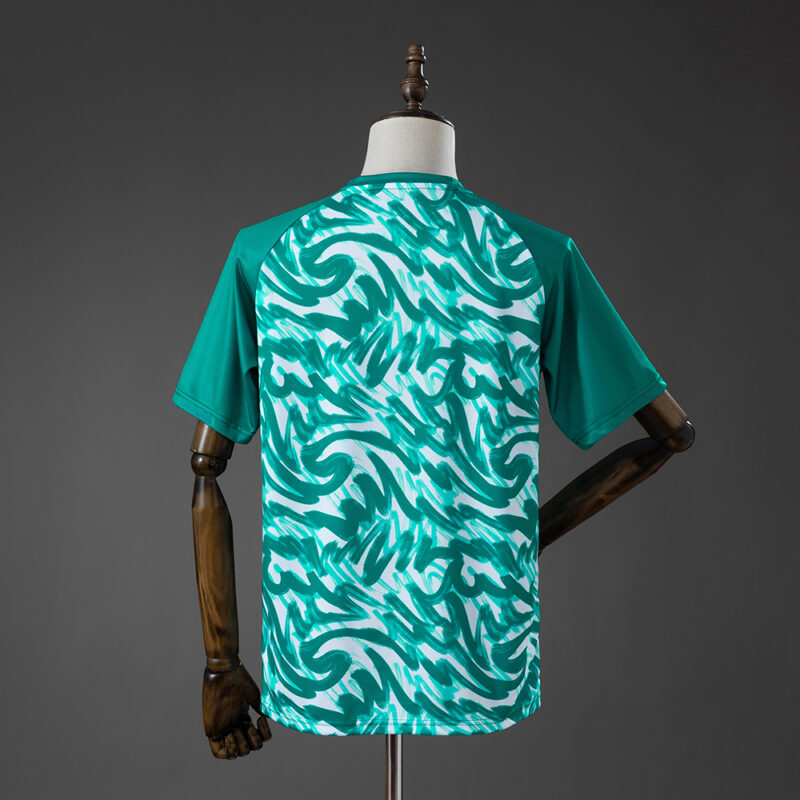 camiseta-portugal-calentamiento-verde-2026-parte-trasera