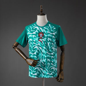camiseta-portugal-calentamiento-verde-2026