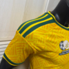 camiseta-sudafrica-primera-equipacion-version-jugador-mundial-2026-puño