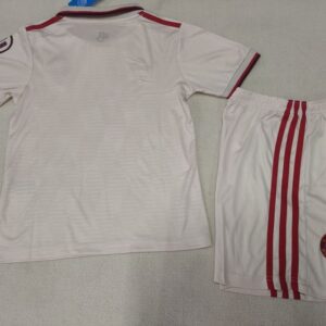conjunto-niño-bayern-munich-tercera-equipacion-2024-2025-parte-trasera