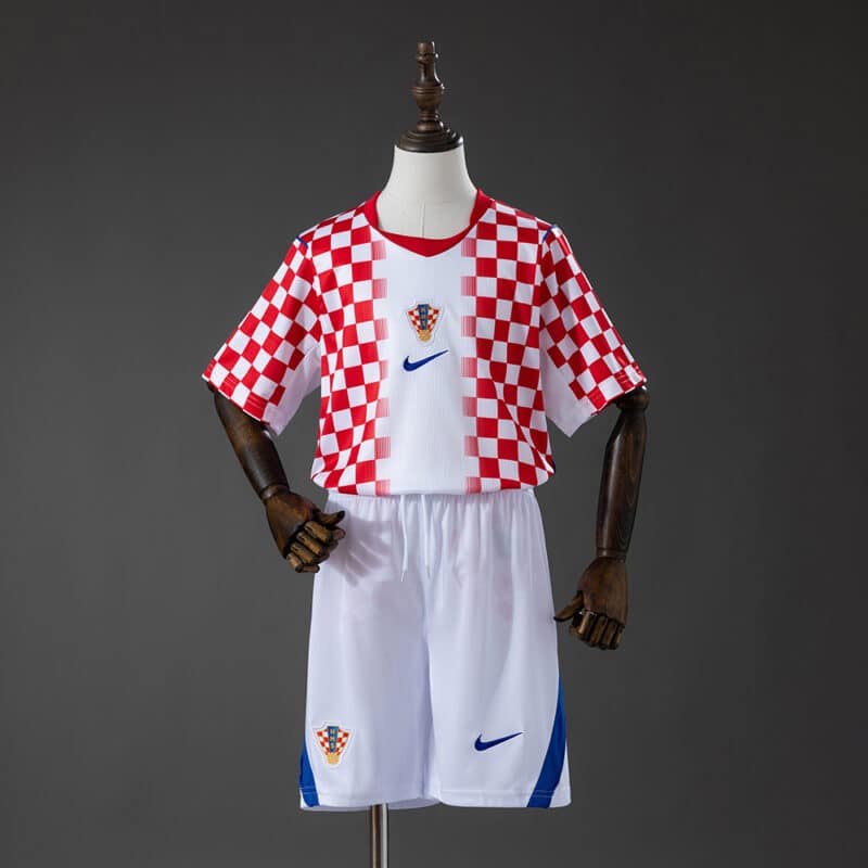 conjunto-niño-croacia-primera-equipacion-mundial-2026