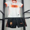 conjunto-niño-holanda-segunda-equipacion-mundial-2026-parte-inferior