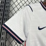 conjunto-niño-inglaterra-primera-equipacion-mundial-2026-puño