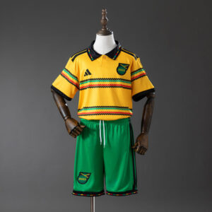 conjunto-niño-jamaica-primera-equipacion-mundial-2026