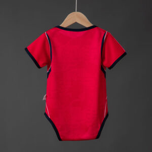 body-de-bebe-inglaterra-segunda-equipacion-mundial-2026-parte-trasera