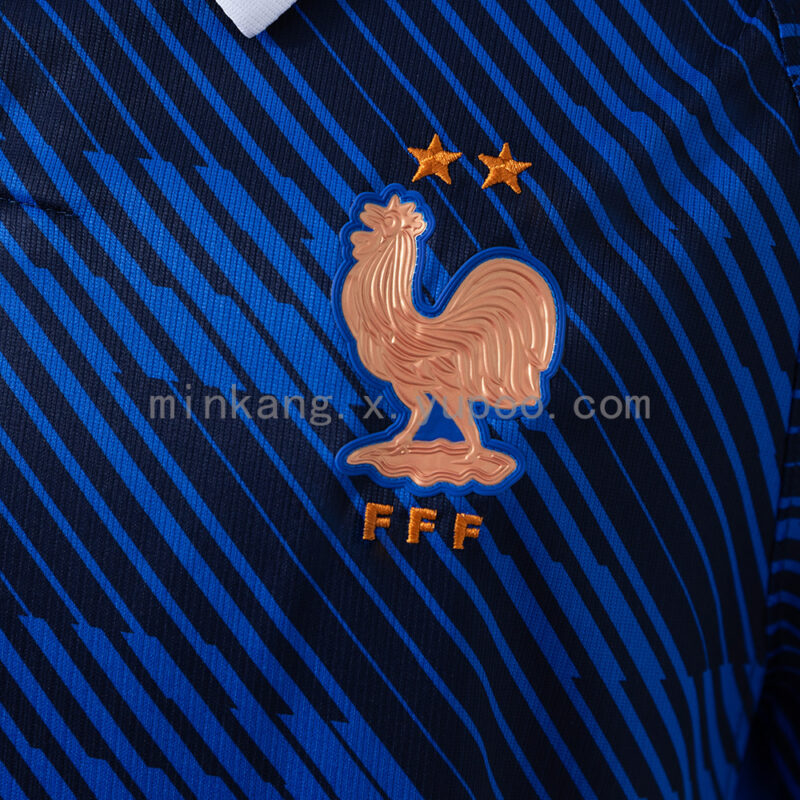 camiseta-francia-primera-equipacion-2026-escudo