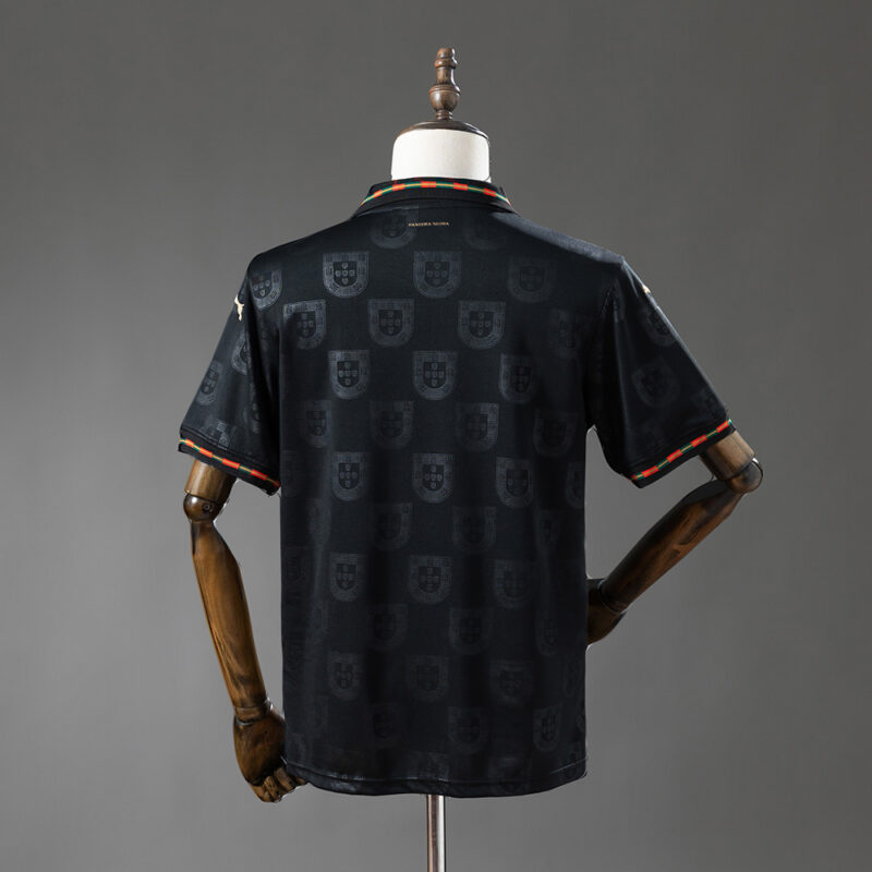 camiseta-portugal-edicion-especial-pantera-negra-2026-parte-trasera
