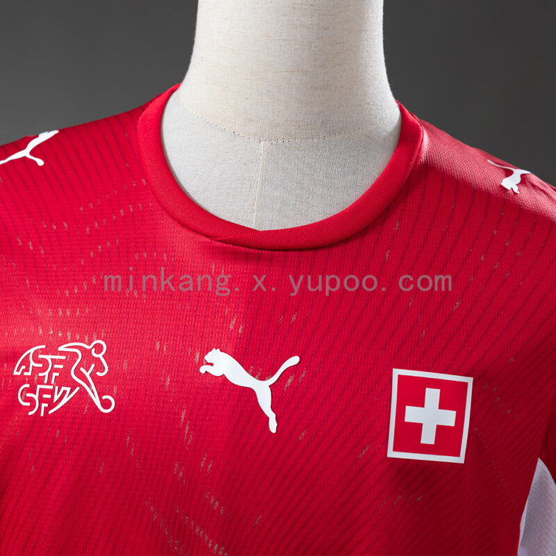camiseta-suiza-primera-equipacion-mundial-2026-cuello