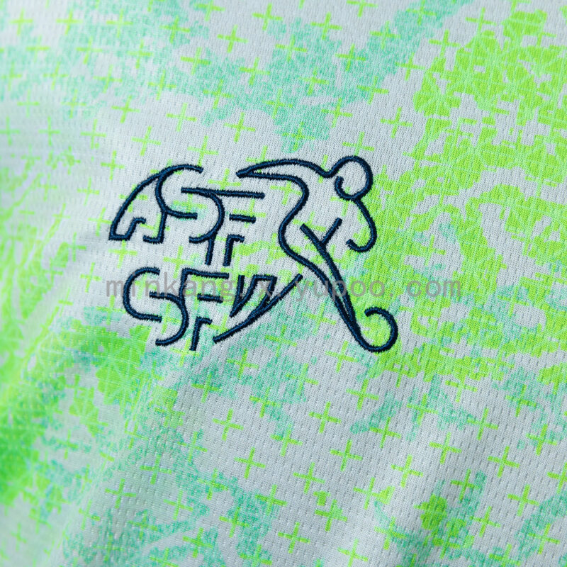 camiseta-suiza-segunda-equipacion-mundial-2026-escudo-2
